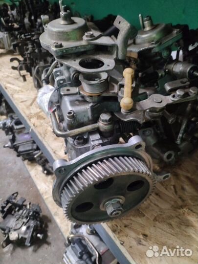 Тнвд Mitsubishi Pajero V26W 4M40T