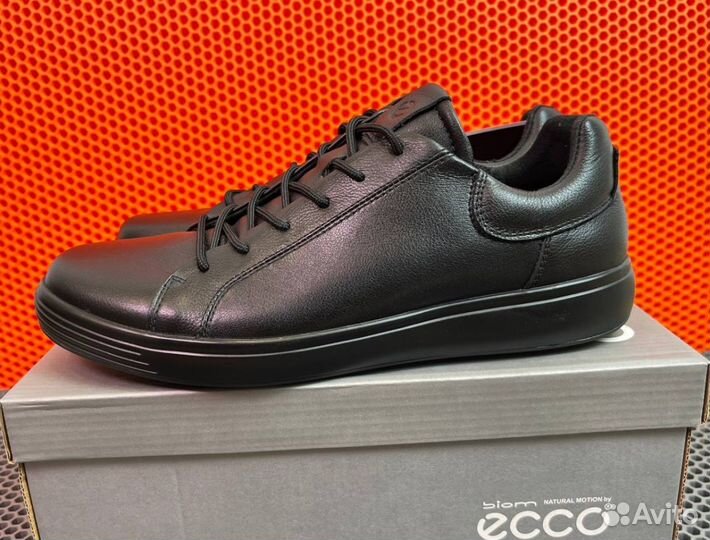 Кроссовки Ecco легкие