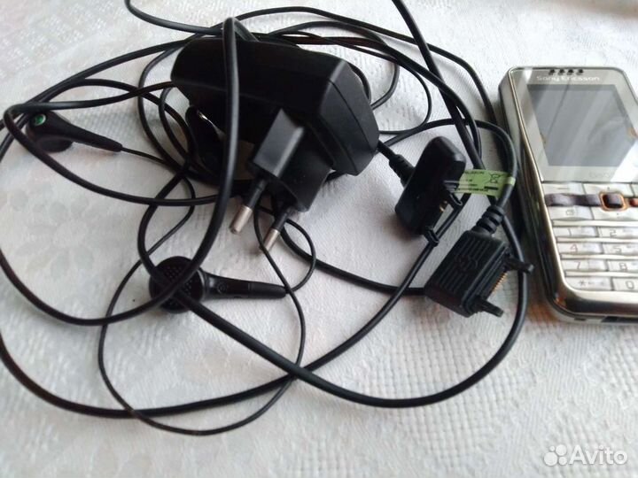 Зарядное устройство Sony Ericsson G502