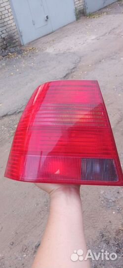 Фонарь левый bora jetta mk4