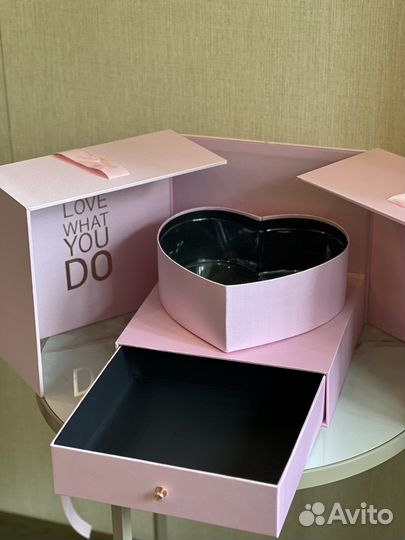 Коробка-сюрприз для цветов и подарка