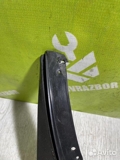 Брызговик задний (к-кт) Шкода Октавия А4