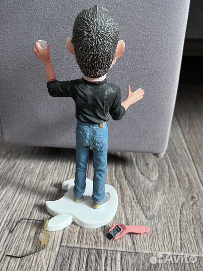 Статуэтка Стива Джобса apple