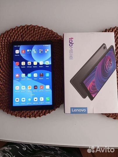 Планшет Lenovo TAB M8