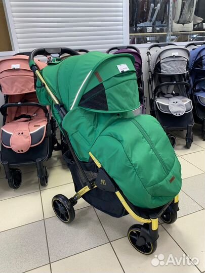 Складная прогулочная коляска