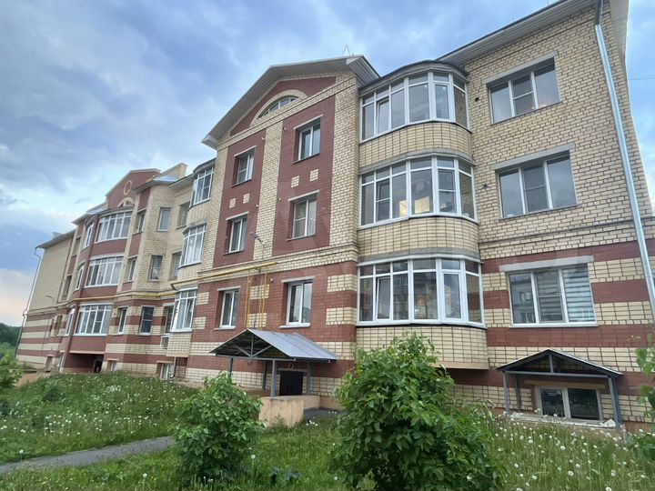 1-к. квартира, 43,8 м², 1/3 эт.