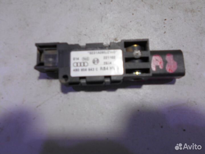 Датчик SRS Audi A8 D3 35446