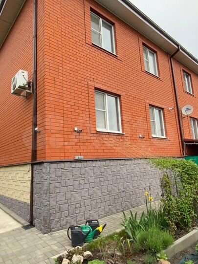 Дом 156 м² на участке 2,5 сот.