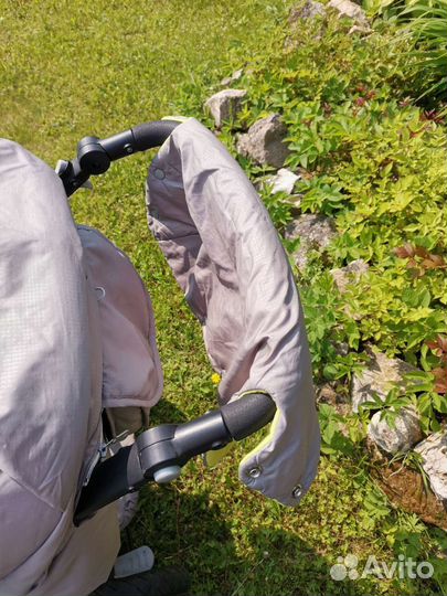 Прогулочная коляскаПрогулочная коляска Geoby C780