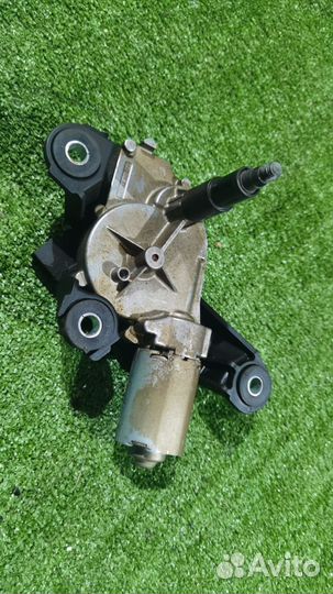 Моторчик стеклоочистителя зад. Nissan Qashqai J10