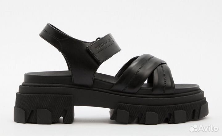 Сандалии Marco Tozzi 40. Новые