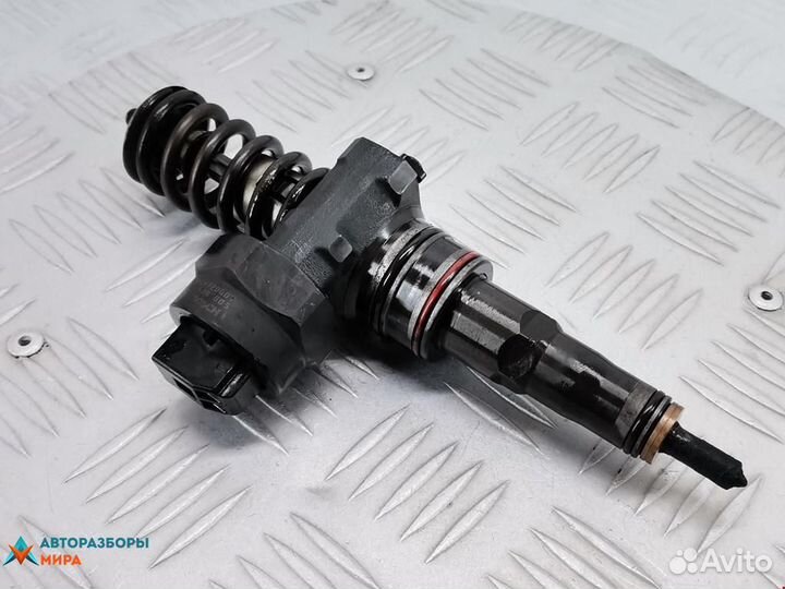 Форсунка Audi A4 B5 рест. 2000 045130073T