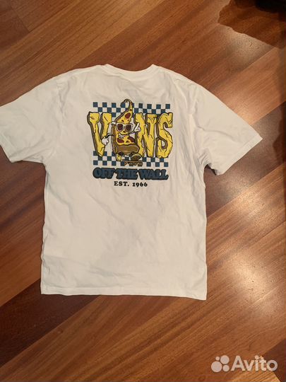 Футболка vans