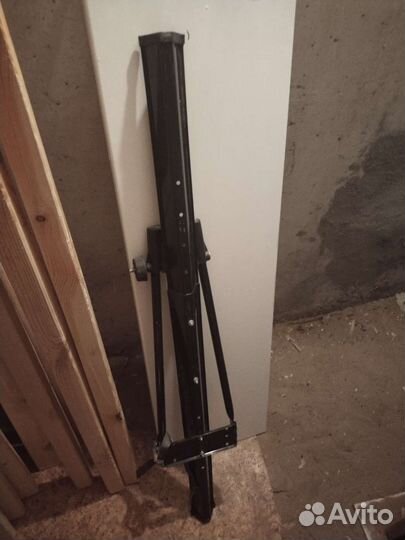 Автокрепеж велосипеда на багажник