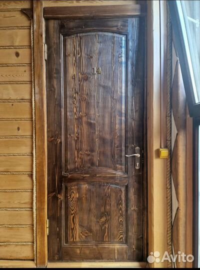 Двери межкомнатные с коробкой из массива