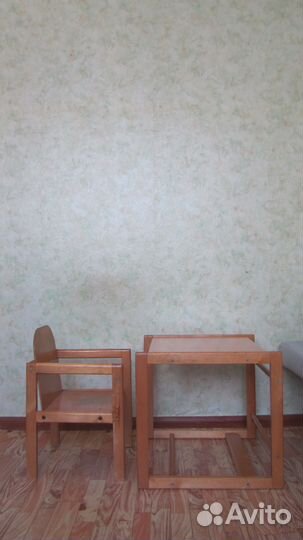 Стол и стульчик для кормления