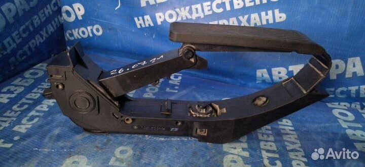 Педаль газа Mercedes-Benz W220 седан M275E60AL