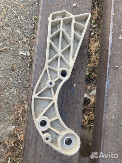 Кранштейн кпп гранта калина