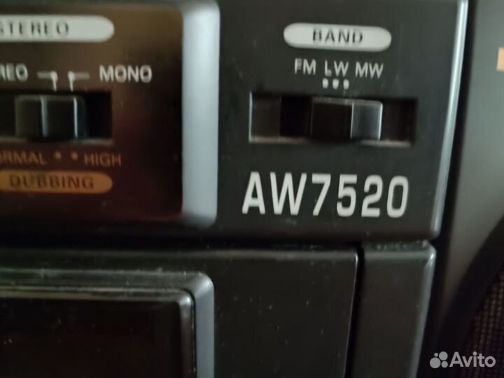 Магнитола philips AW2570+2 колонки сверх комплекта