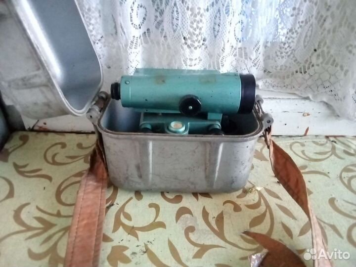 Оптический нивелир бу