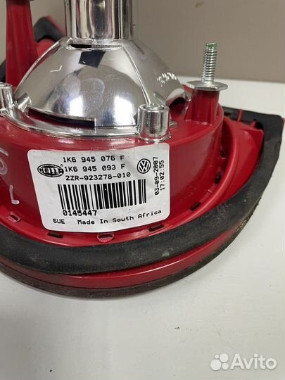 Фонарь в крышку левый Фольксваген Гольф 5