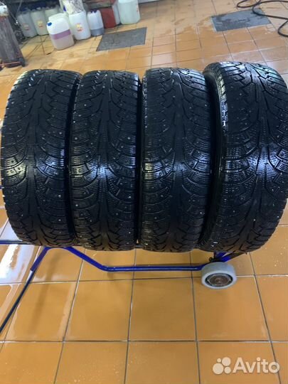 Nokian Tyres Hakkapeliitta 5 235/65 R18 110T
