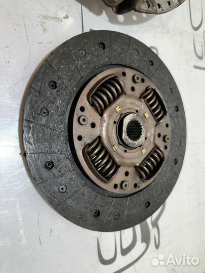 Сцепление Kia Ceed ED G4FA 2010