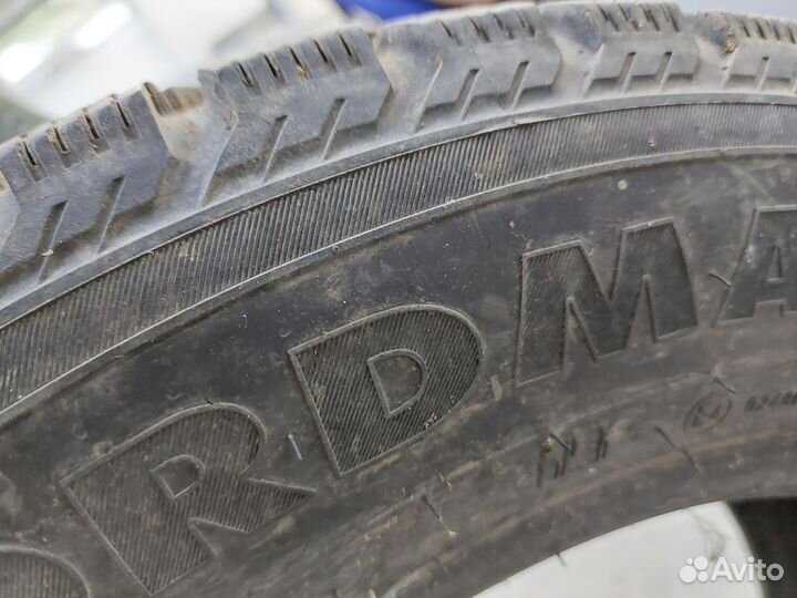 Nokian Tyres Nordman 4 215/60 R16