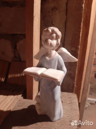 Статуэтка ангел