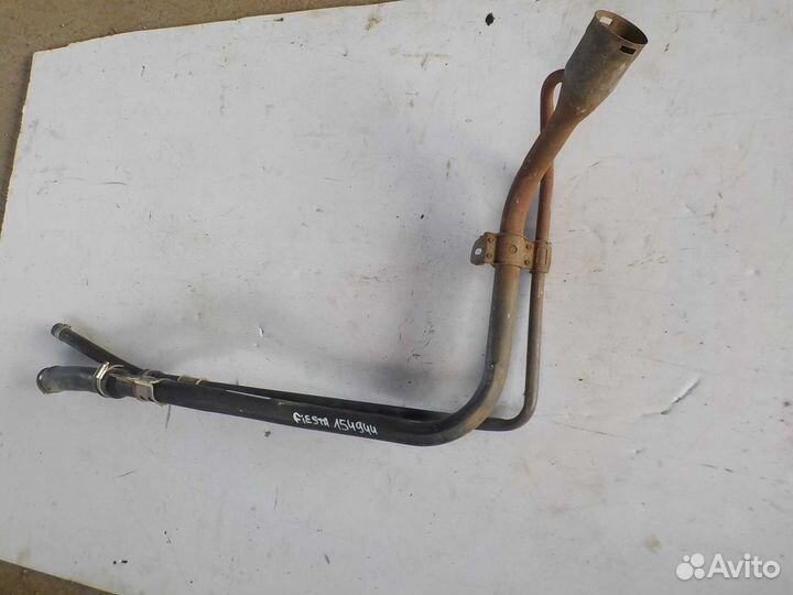 Горловина топливного бака Ford fiesta