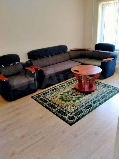 2-к. квартира, 56 м², 4/9 эт.