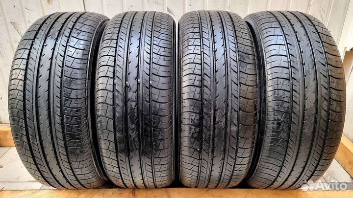 Yokohama BluEarth E70 215/55 R17 94V