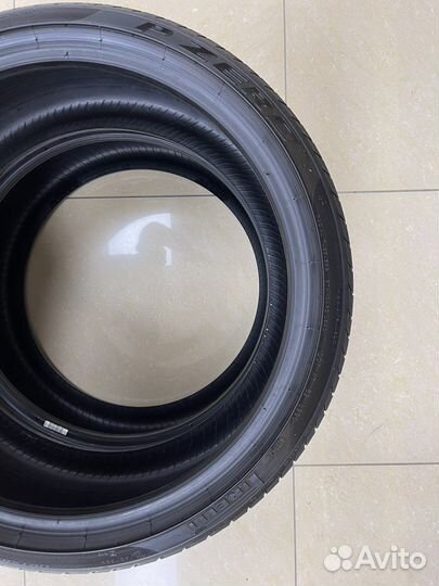 Pirelli P Zero 245/35 R20 и 305/30 R20 91Y