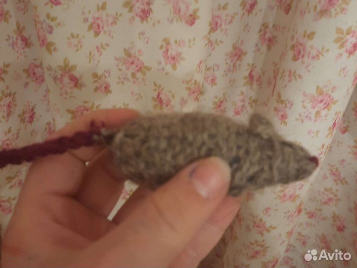 Мышка вязаная для кошек или собак