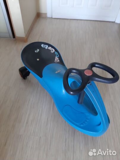 Машинка каталка бибикар