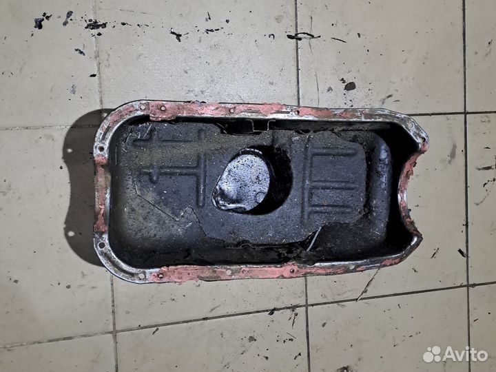 Поддон двигателя 6G72 12 кл.,без отверстия Pajero