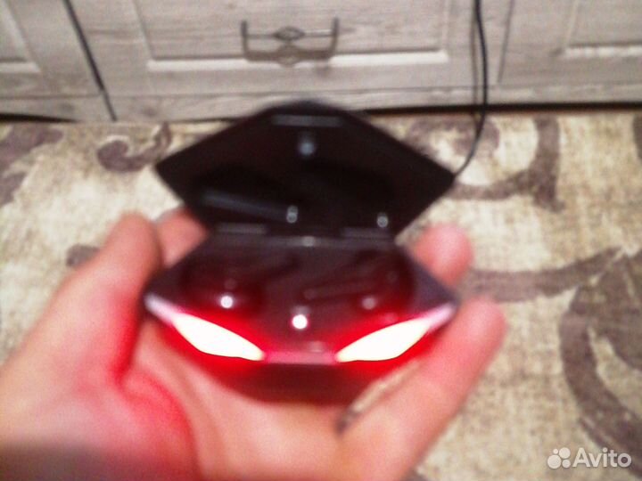 Вакуумные наушники