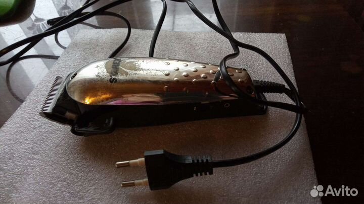 Машинка для стрижки волос