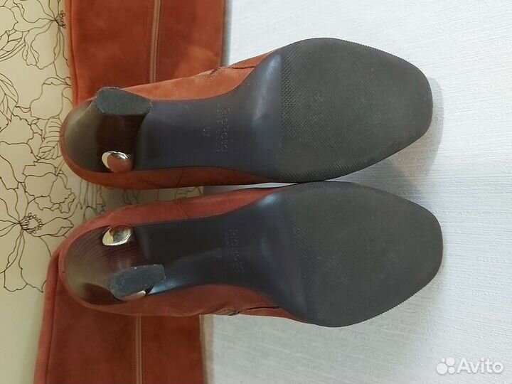 Сапоги женские