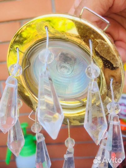 Встраиваемые светильники с хрустальными подвесками