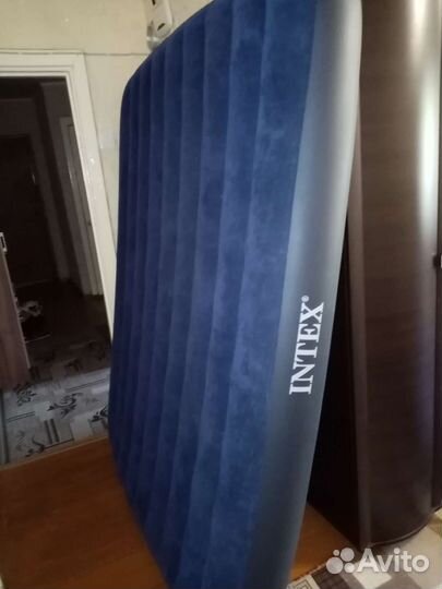 Надувной матрас intex