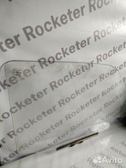 Стекло двери переднее правое Лада Ока ока 2004