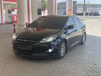 Ford Focus 1.6 AMT, 2013, 240 000 км, с пробегом, цена 775 000 руб.