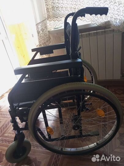Инвалидная коляска складная бу