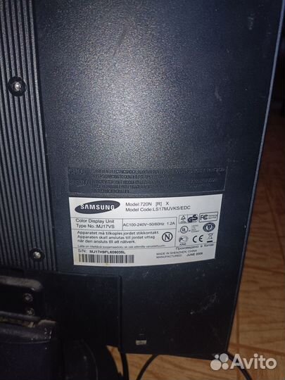 Монитор Samsung SyncMaster 720N