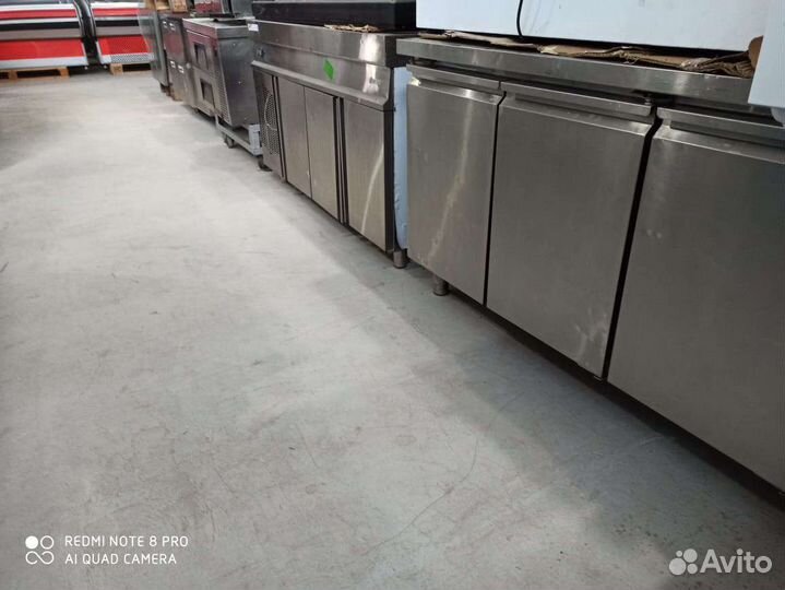 Холодильные витрины,холодильные столы,холодильники