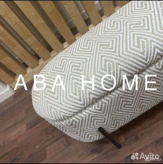 Банкетка Агата на металлических ножках в прихожую