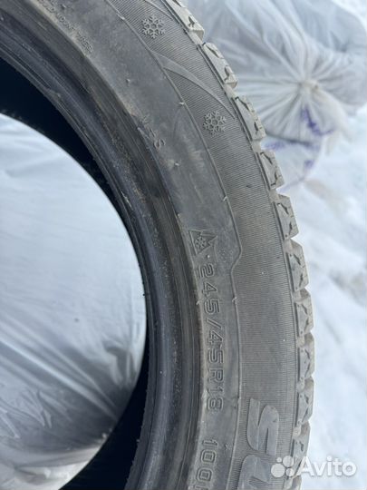 Sunfull SF982 245/45 R18 100H