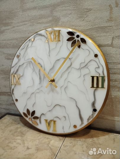 Часы из эпоксидной смолы/ручная работа