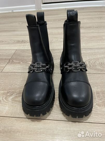 Ботинки весенние демисезонные